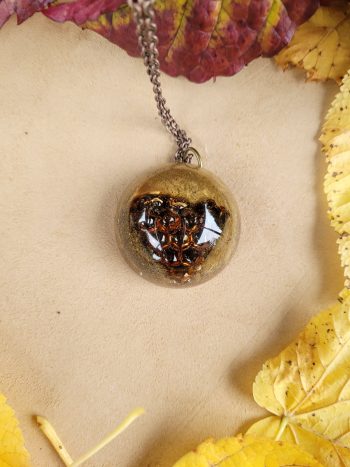 Pendentif nid d'abeille